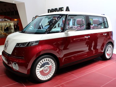 Melihat dari Dekat VW Kombi Terbaru