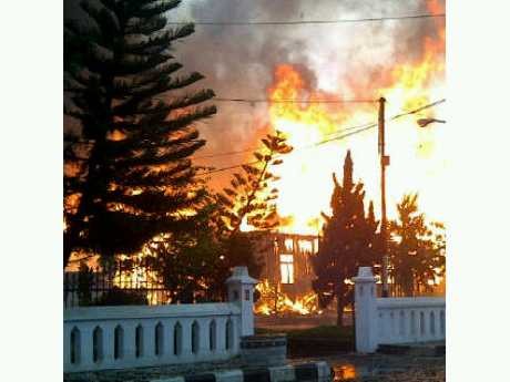 Pasca Pembakaran Rumah Dinas Bupati, Kotawaringin Barat Mencekam