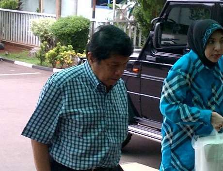 Dituding Permadi, Aulia Pohan: Orang Gila Diurusin!