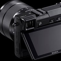 Sony Kembali Buka Pre-order NEX-7