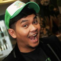 Indra Bekti Kini Mengurus 15 Artis