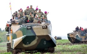 Kasad, Kasau & Kapolri Dikukuhkan Jadi Warga Kehormatan Marinir