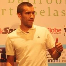 Van Bronckhorst, Fabregas, dan Ferdinand Serbu Indonesia