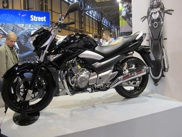Suzuki Siap Lawan Yamaha dan Honda Tahun Depan