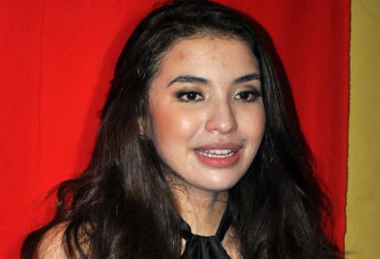 Rayakan Tahun Baru, Manohara Gelar Pengajian