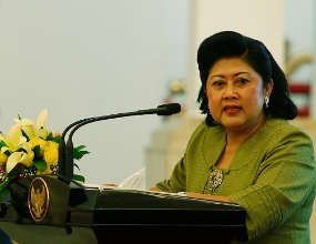 Presiden SBY Temani Lagi Istri di RSPAD