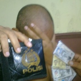 Kompol Gadungan Peras Supir Truk, Nangis Saat Tertangkap