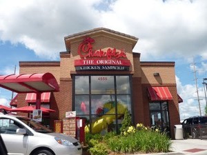 Resto Chick-Fil-A Diprotes Keras Karena Bertindak Rasis