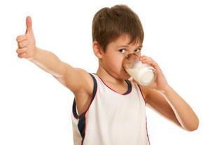Banyak Minum Susu Ketika Remaja Picu Kanker Prostat?