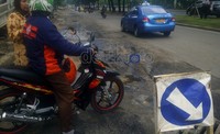Bekas galian gorong-gorong dan saluran air Palyja itu terdapat di jalur lambat tepatnya depan gedung GKBI, BRI, Bank Resona Perdania di Jalan Jenderal Sudirman hingga ke depan jalan mengarah ke Bendungan Hilir.