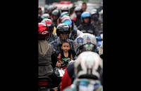 Bahaya asap knalpot menyerupai bahaya asap rokok. Gas beracun asap knalpot dapat menyerang berbagai fungsi tubuh seperti jantung, lever dan paru-paru.