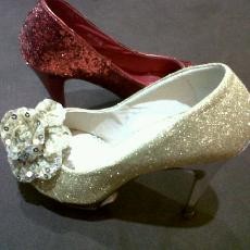 2012, Pump Shoes Berbahan Glitter akan Jadi Tren