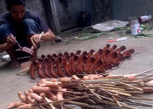 Tersihir Pesona Keris di Desa Banyusumurup