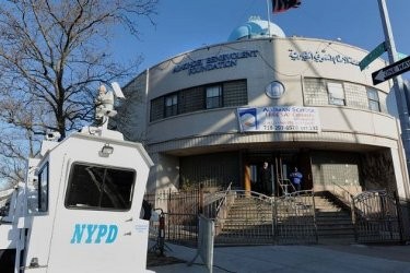 Polisi Tangkap Pembom Masjid & Kuil Hindu di New York 