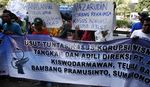 Pendukung Nazar Beraksi di Tipikor
