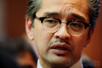 Menurut Marty, mereka diselamatkan dari berbagai insiden di luar yang berhubungan dengan gejolak politik hingga penyanderaan dan pembajakan kapal laut.
