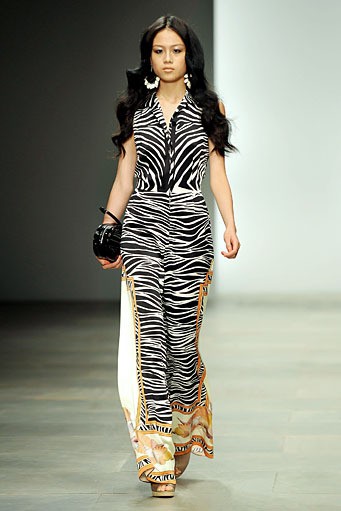 Holly Fulton, Spring/Summer 2012. London Fashion Week 2012. [Photo by Gareth Cattermole/Getty Images]