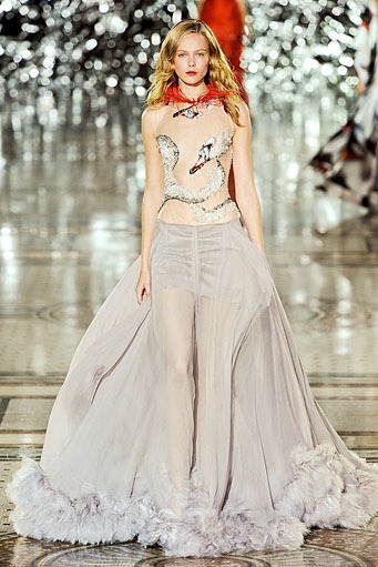 Giles, Spring/Summer 2012. London Fashion Week 2012. [Photo by Stuart Wilson/Getty Images]