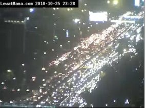 Hujan & Puting Beliung Reda, Jakarta Macet!