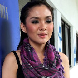 Fokus Bermusik, Vicky Shu Tolak Main Film