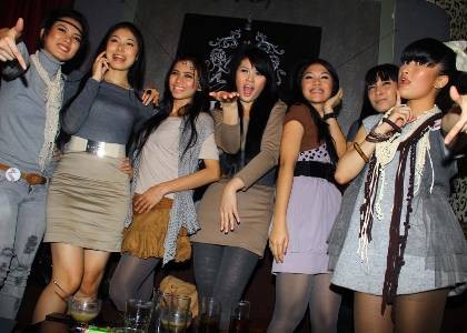 Jatuh dari Tangga, Jari Kaki PJ 7 Icons Patah
