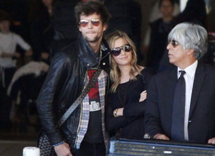 Ashley Tisdale Kencani Vokalis Boys Like Girls