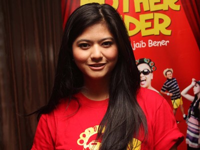 Senyum Manis Qory Sandioriva