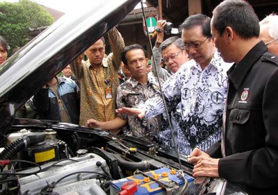 Ketua DPR Kesengsem Esemka