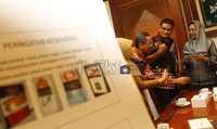 Mereka bertemu untuk membicarakan rancangan peraturan pemerintah tentang pengendalian dampak tembakau. Menurut Menkes, NU menerima dengan baik dan terbuka mendengarkan alasan dari Kemenkes dan Pemerintah untuk membuat rancangan peraturan pemerintah tersebut. Hasan Alhabshy/detikcom