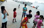 Keceriaan Anak Muara Angke