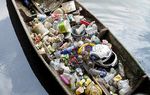 Sukri, Bergantung Hidup dari Sampah Plastik