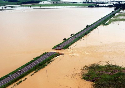 Banjir Landa Rio de Janeiro