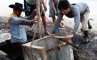 Memasuki musim penghujan, perbaikan got dan saluran air perlu dilakukan guna mencegah genangan hingga banjir.