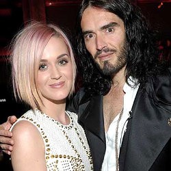Tak Bisa Puaskan Hasrat Seks, Alasan Katy Perry Bercerai
