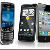 Android, iOS, Symbian, BlackBerry: Siapa Jadi Sasaran Empuk?