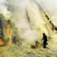 Siaga Gunung Ijen, Kadar Belerang Kali Banyuputih Situbondo Diteliti