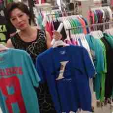 Merk Kaos Lokal T Mejeng di METRO Surabaya