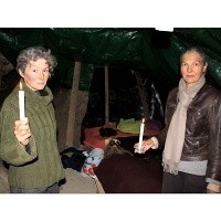 Alergi Gelombang Elektromagnet, 2 Wanita Terpaksa Hidup di Gua