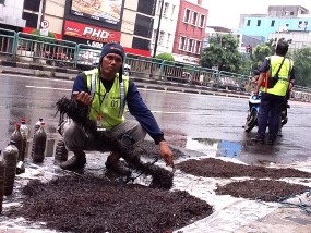 Wow! 3 Kuintal Paku Dikumpulkan dari Jalanan Jakpus Selama 5 Bulan