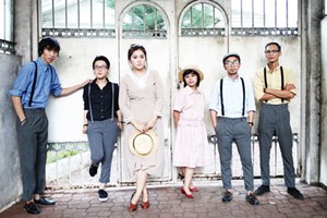 Angsa dan Serigala, Heboh dan Ramai