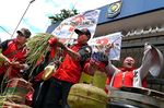 Warga Tanah Merah Tuntut e-KTP