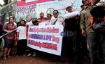 Korek Kuping Raksasa untuk SBY