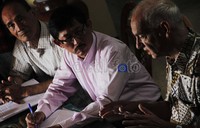 Saat ini pemeriksaan terhadap bahan sisa sampel kerangka sedang dalam proses persiapan analisis LCN, dan TIM memperkirakan pemeriksaan akan memberikan hasil pada awal November 2012. Hasan Alhabshy/detikcom.