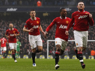  MU Sungkurkan Rival Sekota