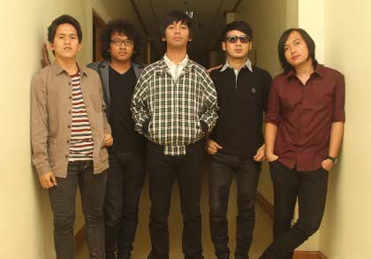 Fenomena Boyband & Girlband Bikin dMasiv Makin Bersemangat