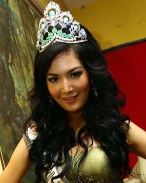 Apa Kata Maria Selena Soal Banjir di Jakarta?