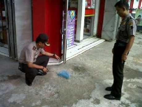 Benda Mencurigakan Diamankan dari Minimarket di Semarang