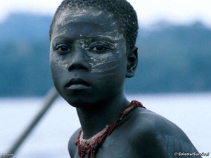  Tanpa Busana, Suku Primitif India Disuruh Menari Depan Turis