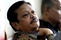 Amrun Daulay mendengarkan vonis yang dibacakan majelis hakim Pengadilan Tipikor, Jakarta. Ramses/detikcom.