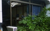 Pendemo dalam orasinya menolak pencabutan Perda Miras. Mereka beranggapan, Perda itu tidak bertentangan dengan Keppres. Ahmad Toriq/detikcom.